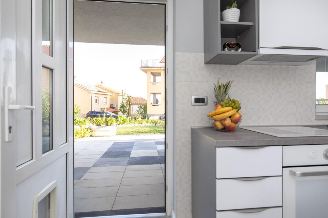Apartment Odore Di Mare With Beautiful Garden クルク エクステリア 写真