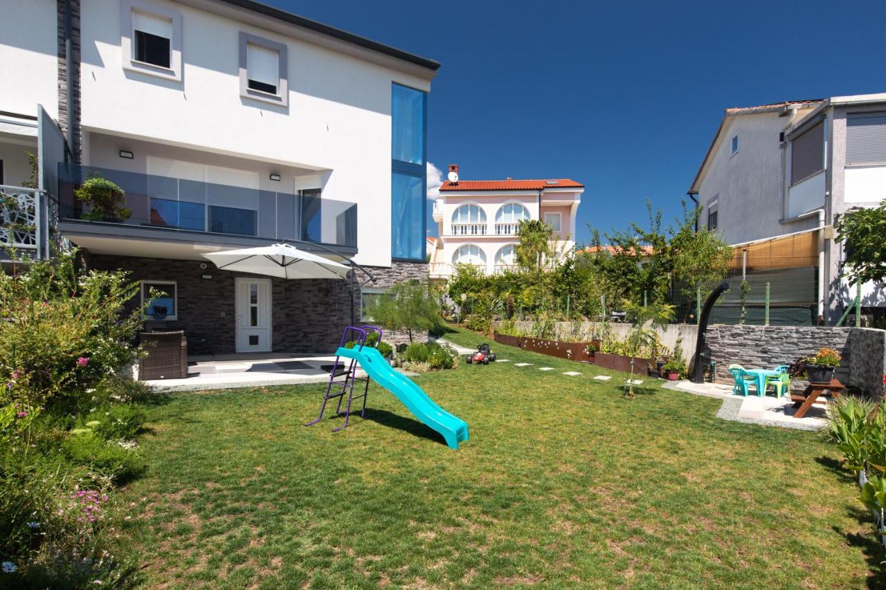 Apartment Odore Di Mare With Beautiful Garden クルク エクステリア 写真