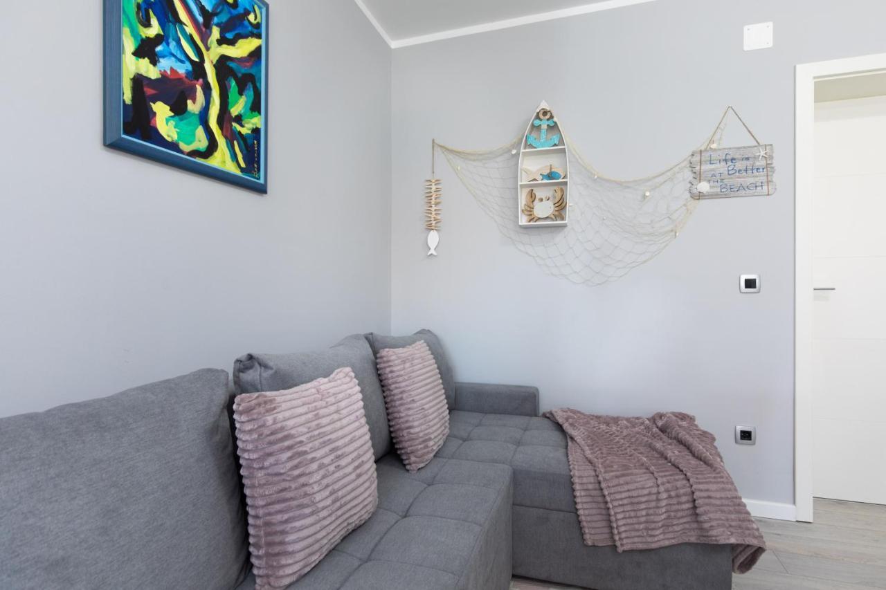 Apartment Odore Di Mare With Beautiful Garden クルク エクステリア 写真
